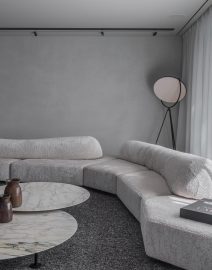 redefining-the-sofa-experience-maximum-comfort-and-flexibility-01-arcit18